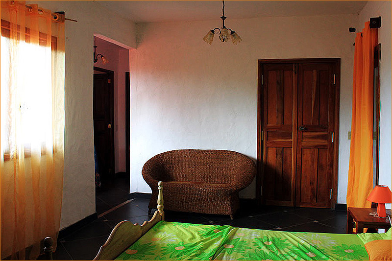 Room1