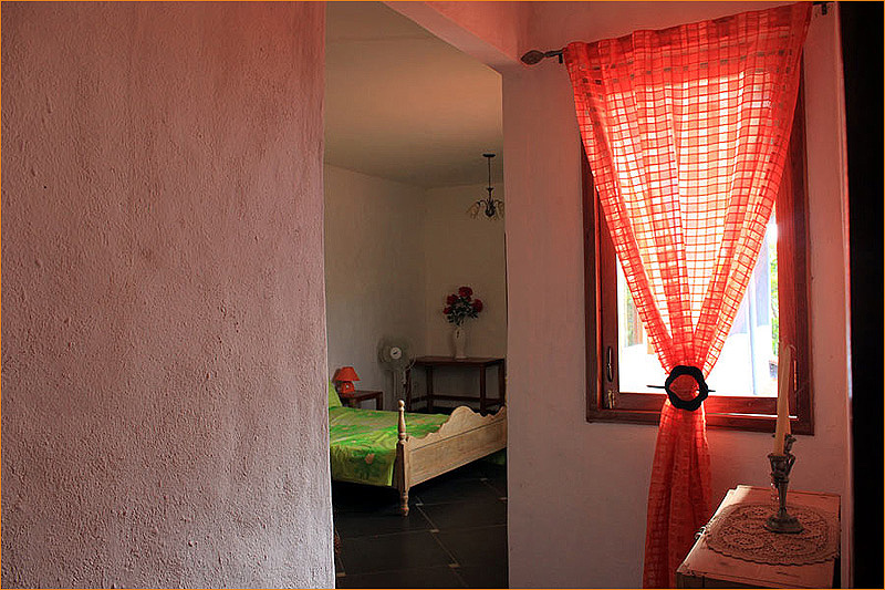 Room1_entrance2